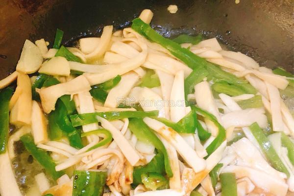 青椒杏鲍菇的做法图解4