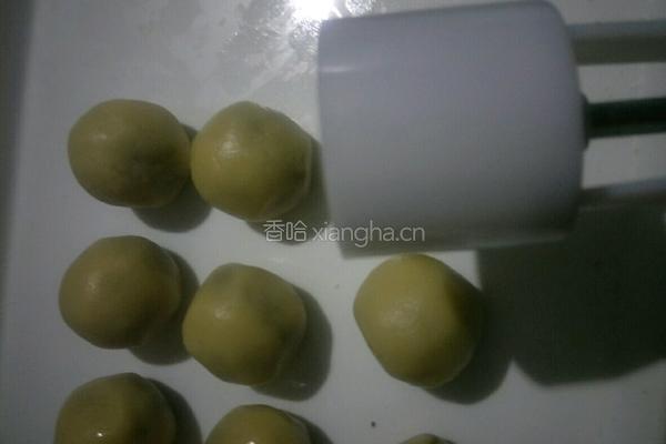 广式枣蓉月饼的做法图解7