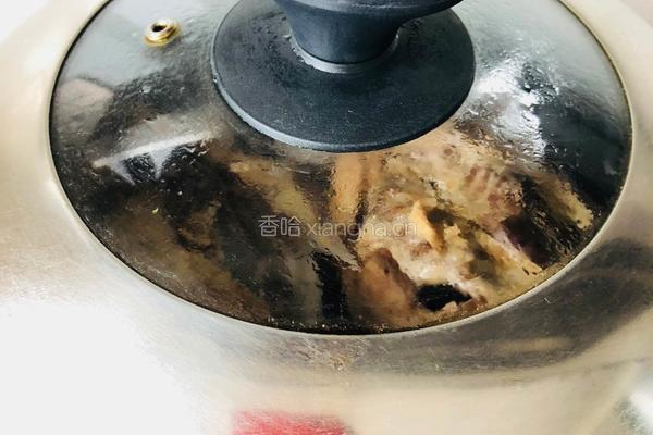 熏鸡架(东北老式拌鸡架)的做法图解6