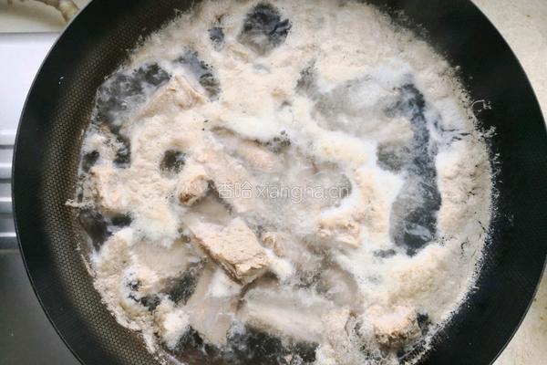 香姑玉米排骨汤的做法图解7