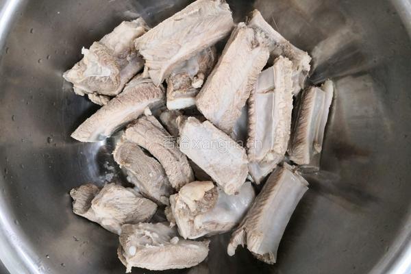 香姑玉米排骨汤的做法图解8