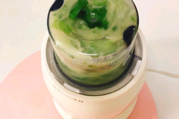 小白菜香蕉泥的做法图解4