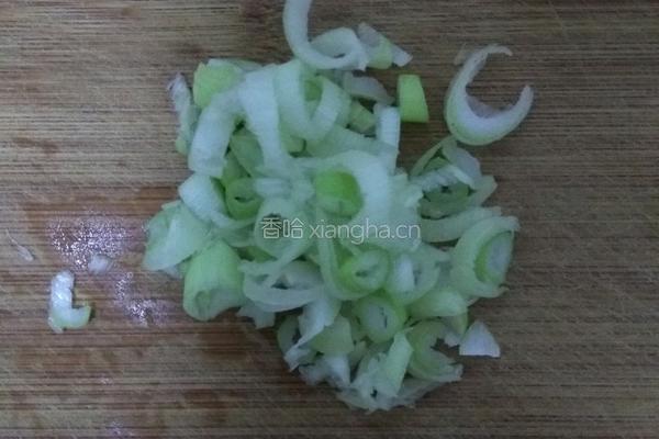快手早餐之酱油炒饭（全家份）的做法图解1