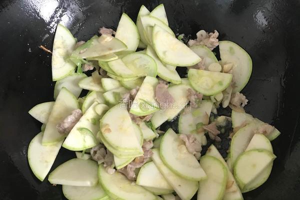 肉酱西葫芦的做法图解4