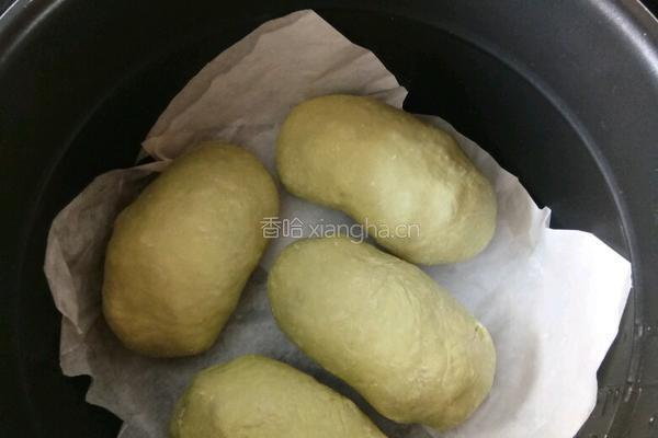 电饭锅版抹茶麻薯欧包的做法图解3