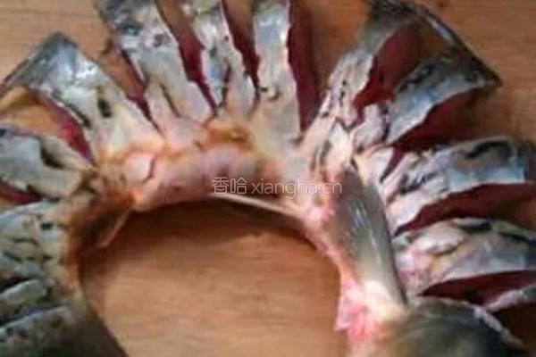 啤酒鱼的做法图解2