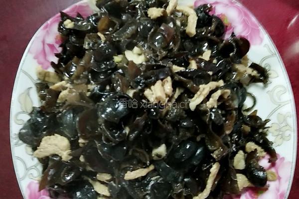 黑木耳炒肉丝的做法图解7