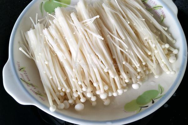 蒜蓉金针菇的做法图解2