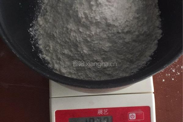 蛋黄酥的做法图解1