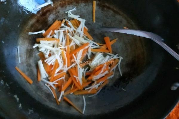 金针茹胡萝卜汤(素的做法图解5