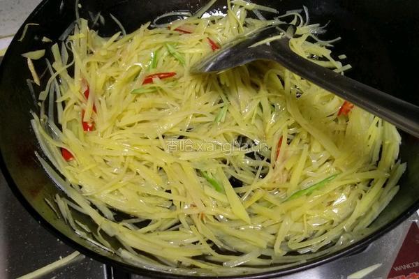 炝炒土豆丝的做法图解5