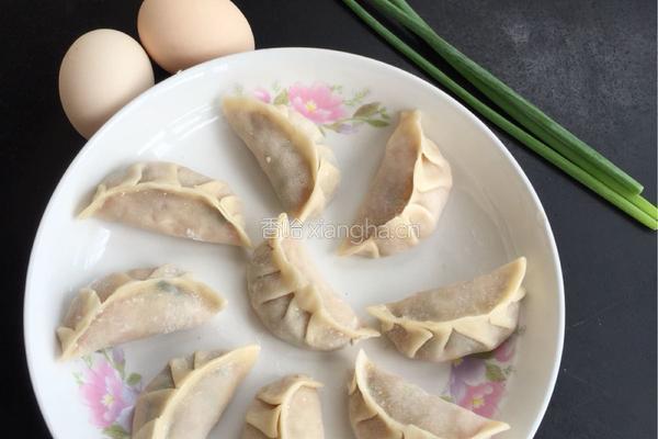 抱蛋煎饺的做法图解1