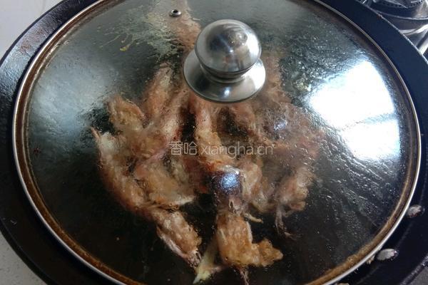 蒜香皮皮虾的做法图解4