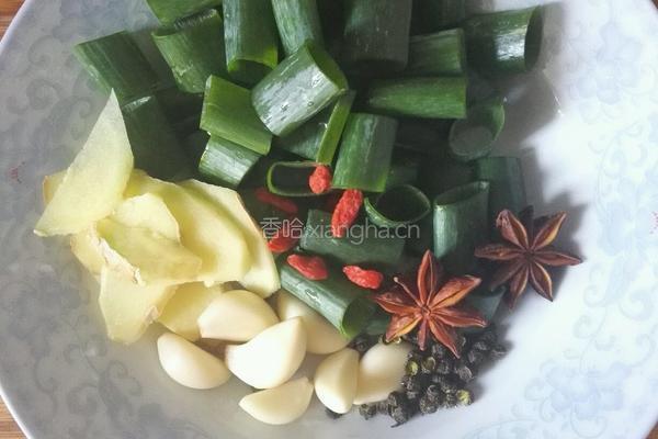 红烧肉炖土豆的做法图解4