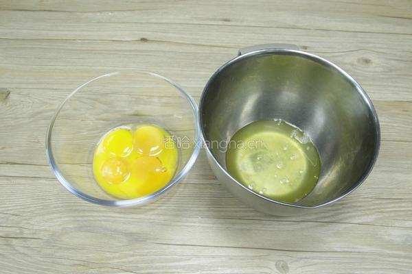 碟豆花蛋糕卷的做法图解2