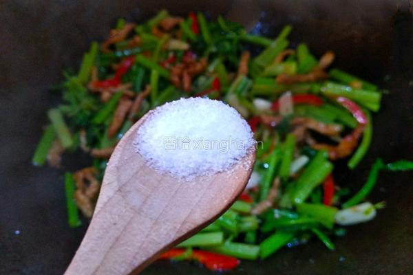 芹菜红椒炒肉丝的做法图解14