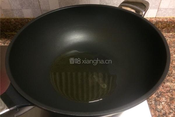 番茄豆芽炒卷心菜的做法图解3