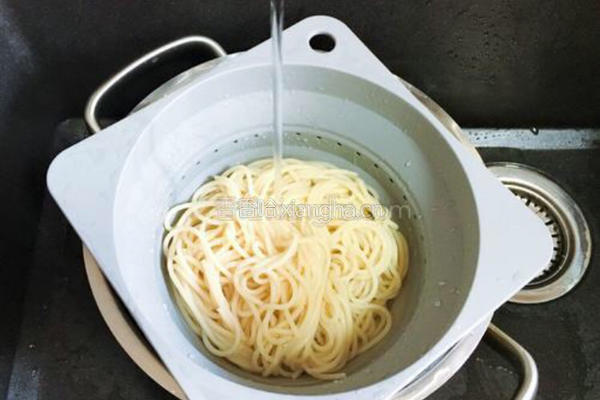 辣味番茄意面的做法图解11