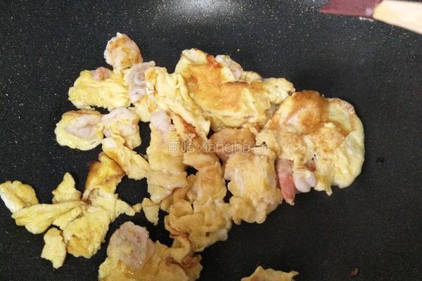 虾仁炒鸡蛋的做法图解9