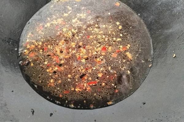 金针菇花甲粉丝煲的做法图解8