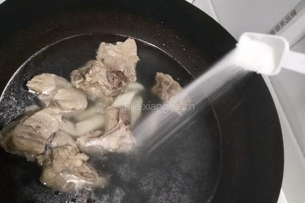 山药脊骨汤的做法图解9