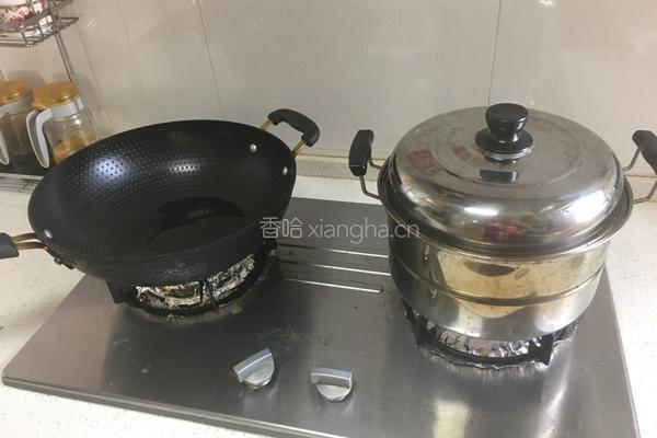 薄饼卷意面酱的做法图解3