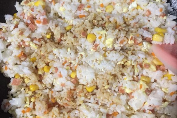 蛋炒饭1的做法图解8