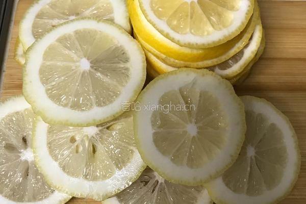 冰糖柠檬膏的做法图解3