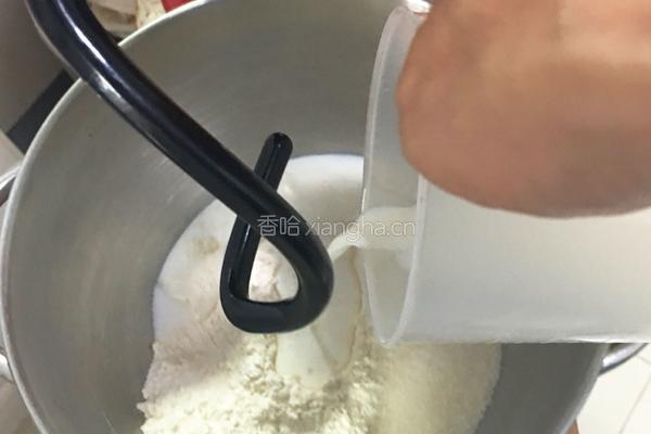 早晨快餐吐司片的做法图解1