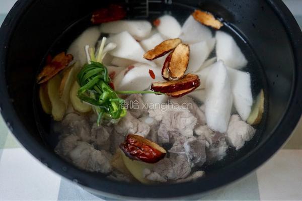 山药排骨汤的做法图解5