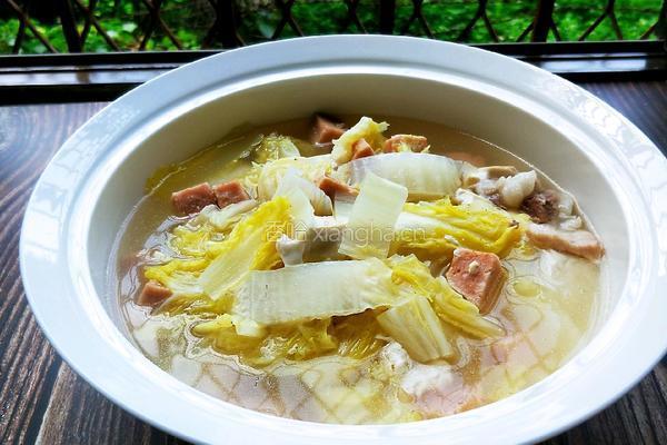 午餐肉豆腐白菜汤的做法图解6