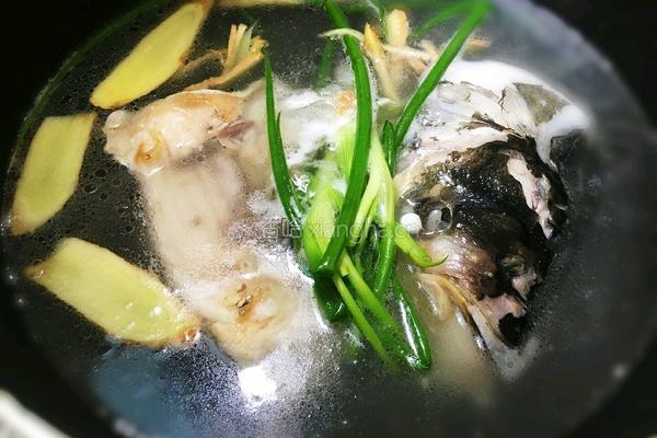 鱼头豆腐汤的做法图解6