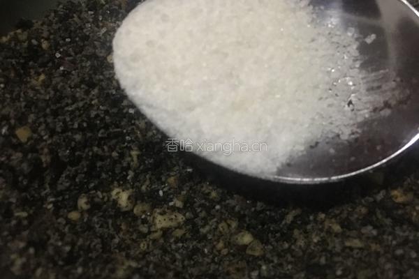 黑芝麻花生元宵的做法图解6