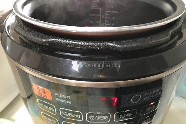 虫草花鸡汤的做法图解4