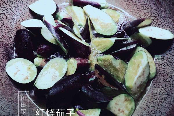 红烧双茄（茄子+番茄）的做法图解2