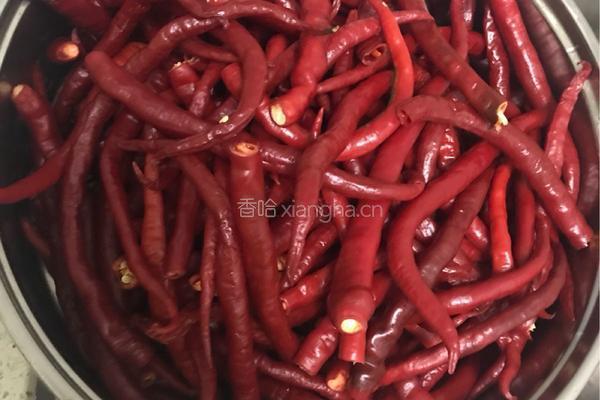 辣椒酱的做法图解1