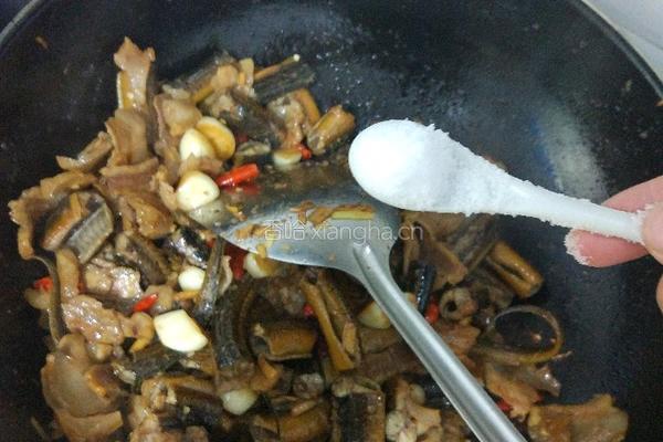 黄鳝汇腊肉的做法图解9