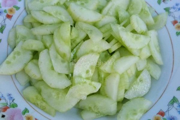 蒜蓉青瓜的做法图解3