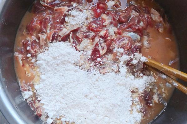 牛肉菌菇汤的做法图解4