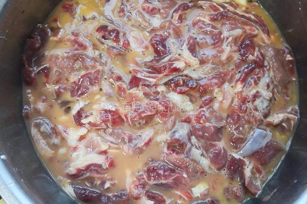 牛肉菌菇汤的做法图解5