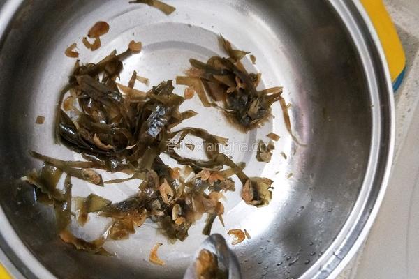 海带虾米汤的做法图解4