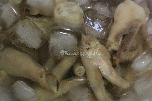 酸辣鸡爪的做法图解5