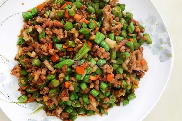 豆角炒肉的做法图解7