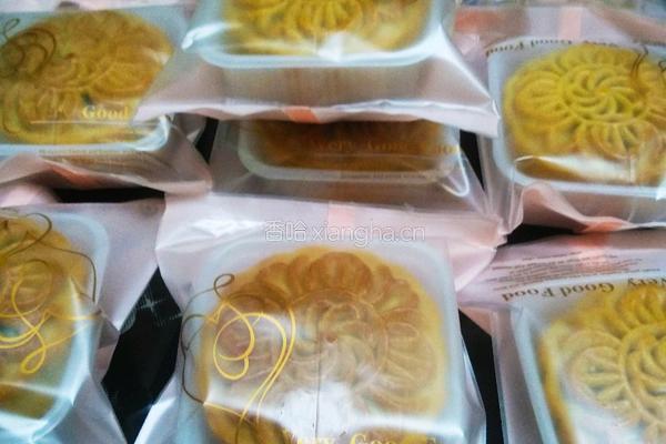 蛋黄豆沙月饼的做法图解19