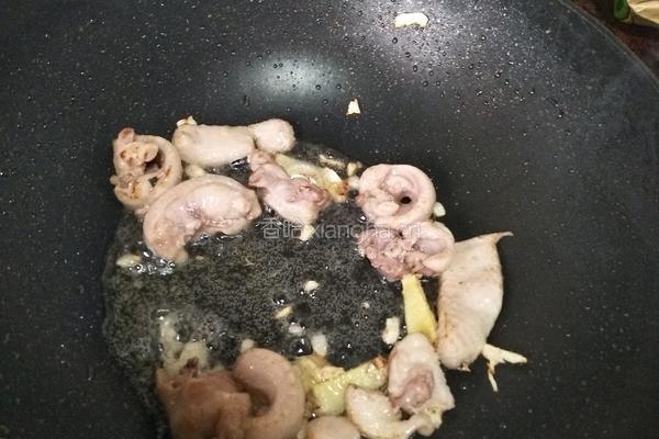 紫苏焖鸭的做法图解4