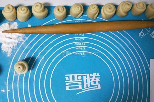 蜂蜜脆底小面包(详细步骤一次成功)的做法图解13