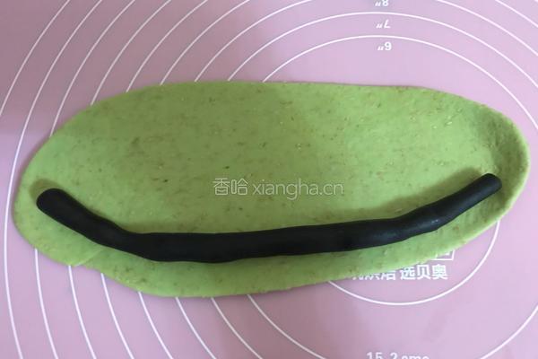 无油酸奶全麦抹茶黑芝麻贝果的做法图解4