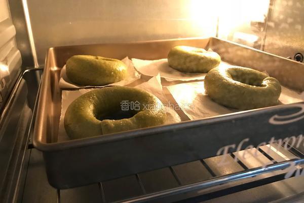 无油酸奶全麦抹茶黑芝麻贝果的做法图解11
