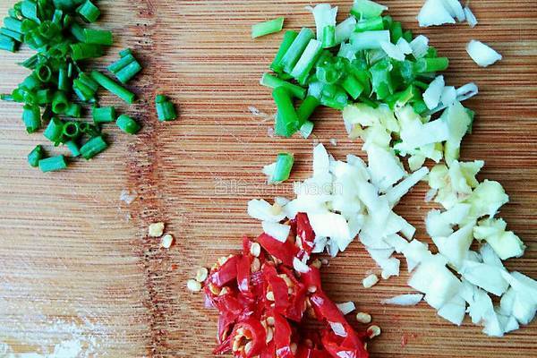 干白菜腌菜煮豆腐的做法图解3