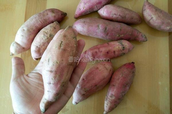 烤箱烤地瓜的做法图解1